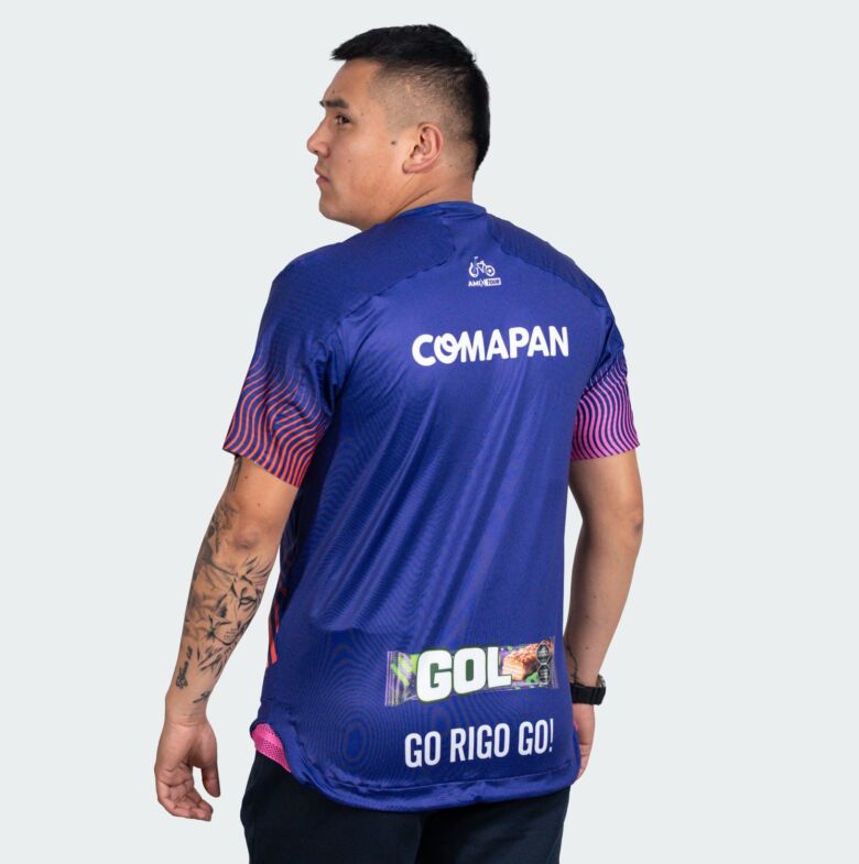 Camiseta Oficial de Competencia - Amix Tour Azul Hombre - Image 4