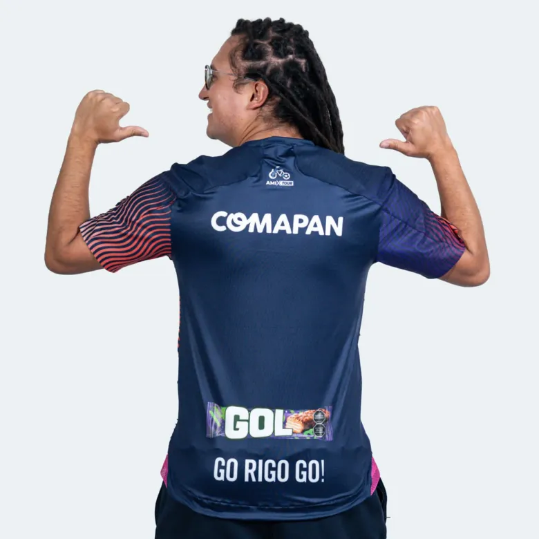 Camiseta Oficial de Competencia - Amix Tour Morado Hombre - Image 2