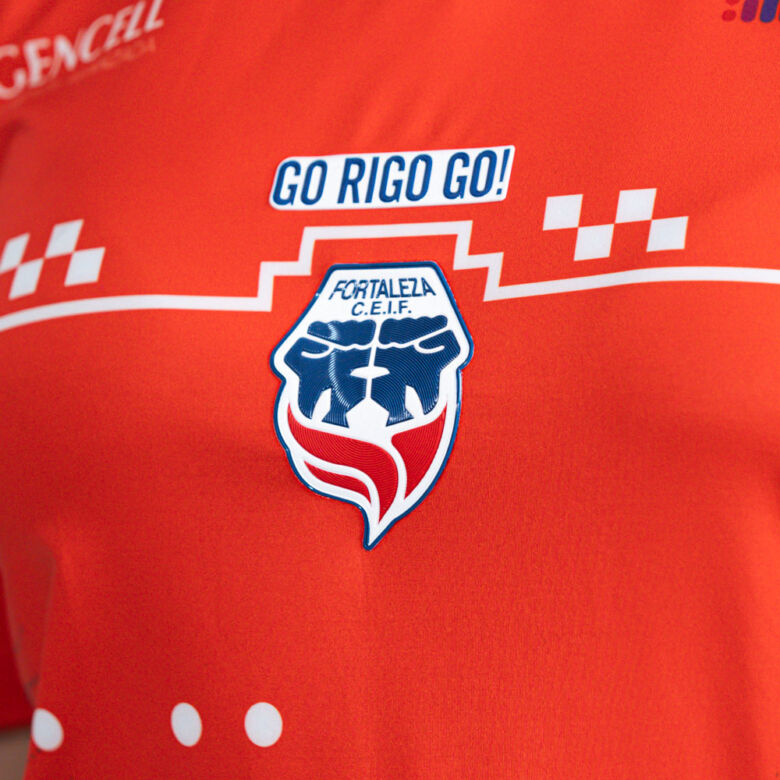 Camiseta Oficial de Competencia Femenino - Amix Tour Roja Arquero - Image 4